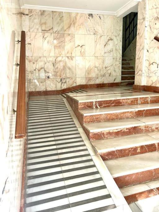 Hispalis San Jacinto Sevilla Bagian luar foto