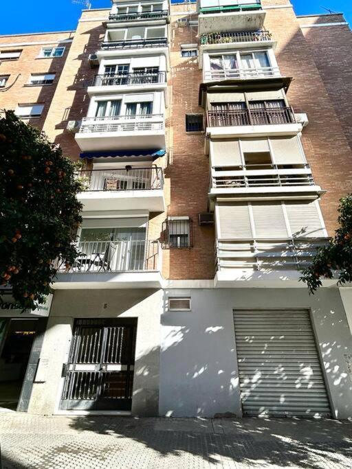 Hispalis San Jacinto Sevilla Bagian luar foto